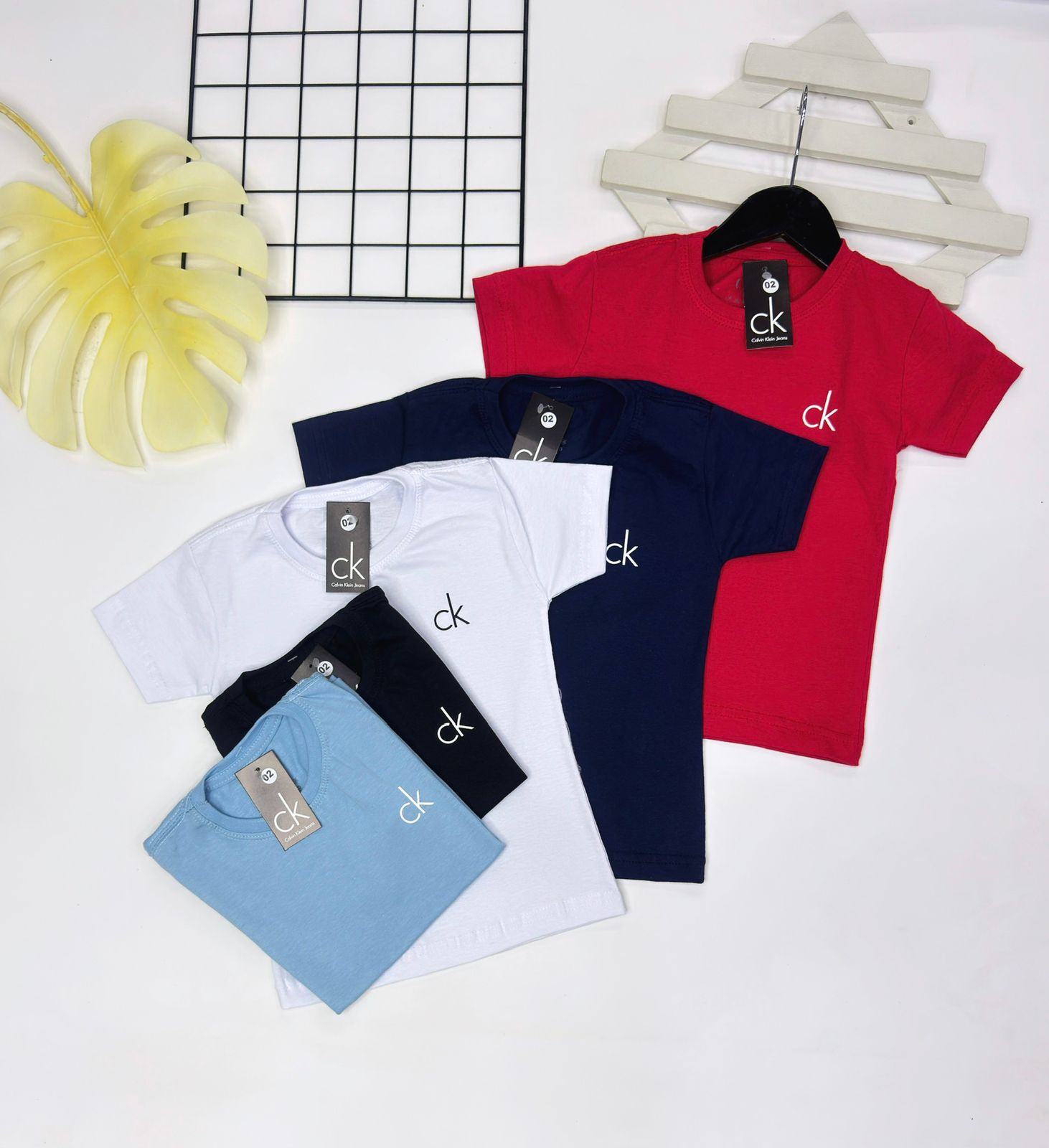 Camiseta CK Infantil - Última Peça