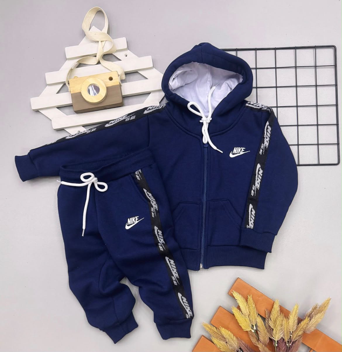 Conjunto Moletom NK Detalhe Infantil - Última Peça